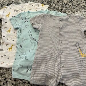 Simple Joy’s Carter’s Zoo Romper Set